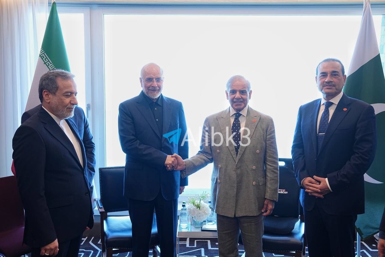 Iranian Negotiator Meets Pakistan PM and Army Chief in Switzerland