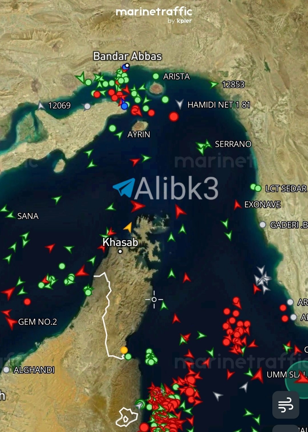 Ships Defy Iranian Orders, Use US Route in Strait of Hormuz