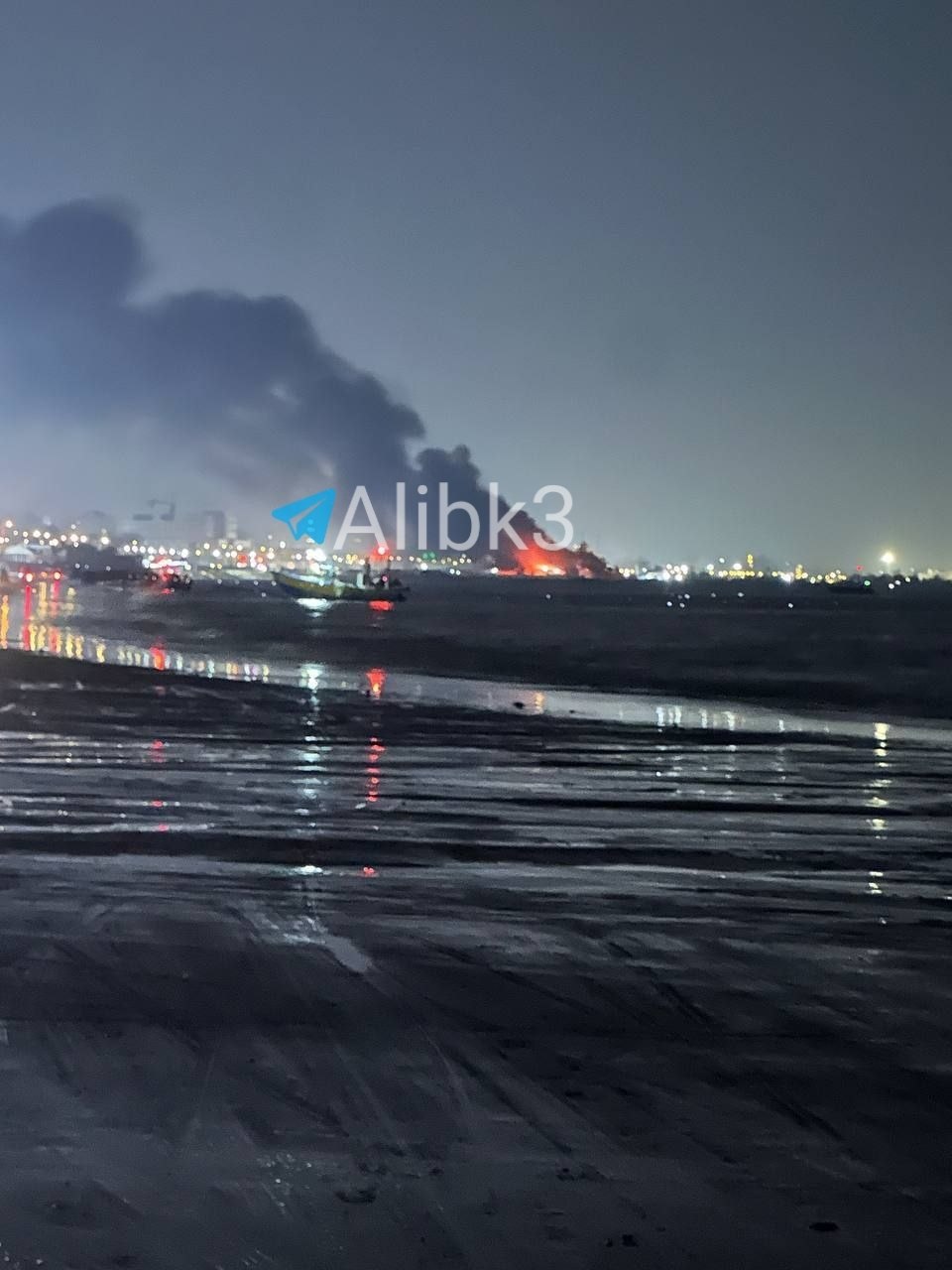 Smoke Rises Over Southern Iran After US Airstrikes
