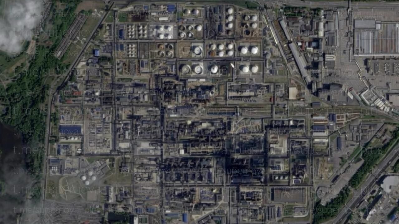 New Satellite Images Reveal Moscow Oil Refinery Layout