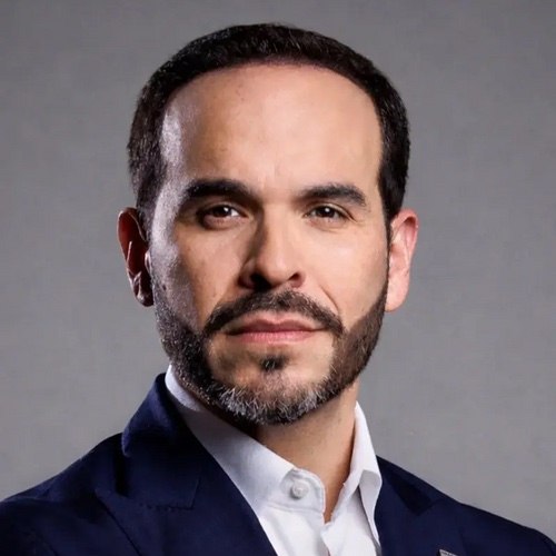 Trump-Backed Right-Winger Wins Tight Colombian Election