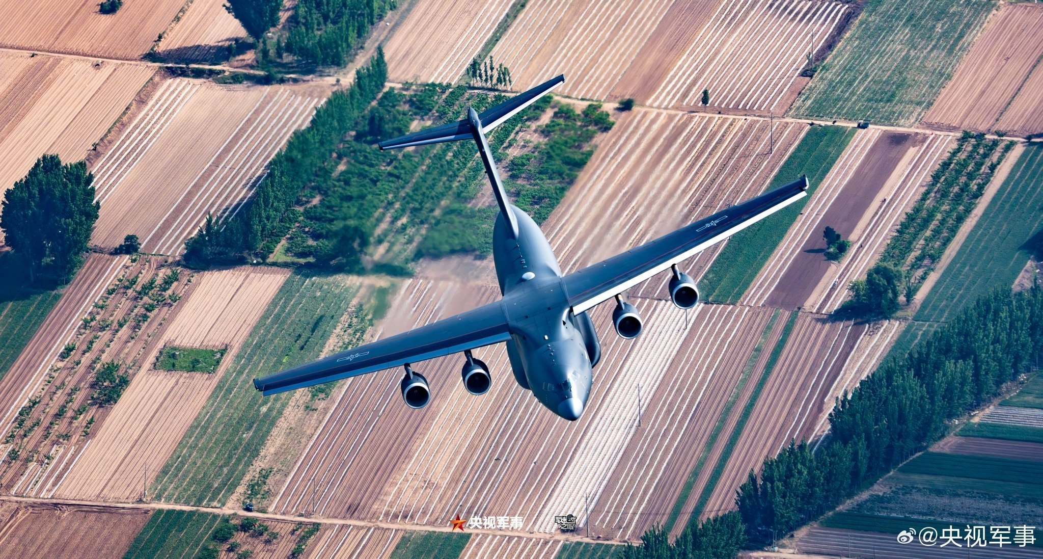 China Promotes Export Version of Y‑20 Cargo Plane