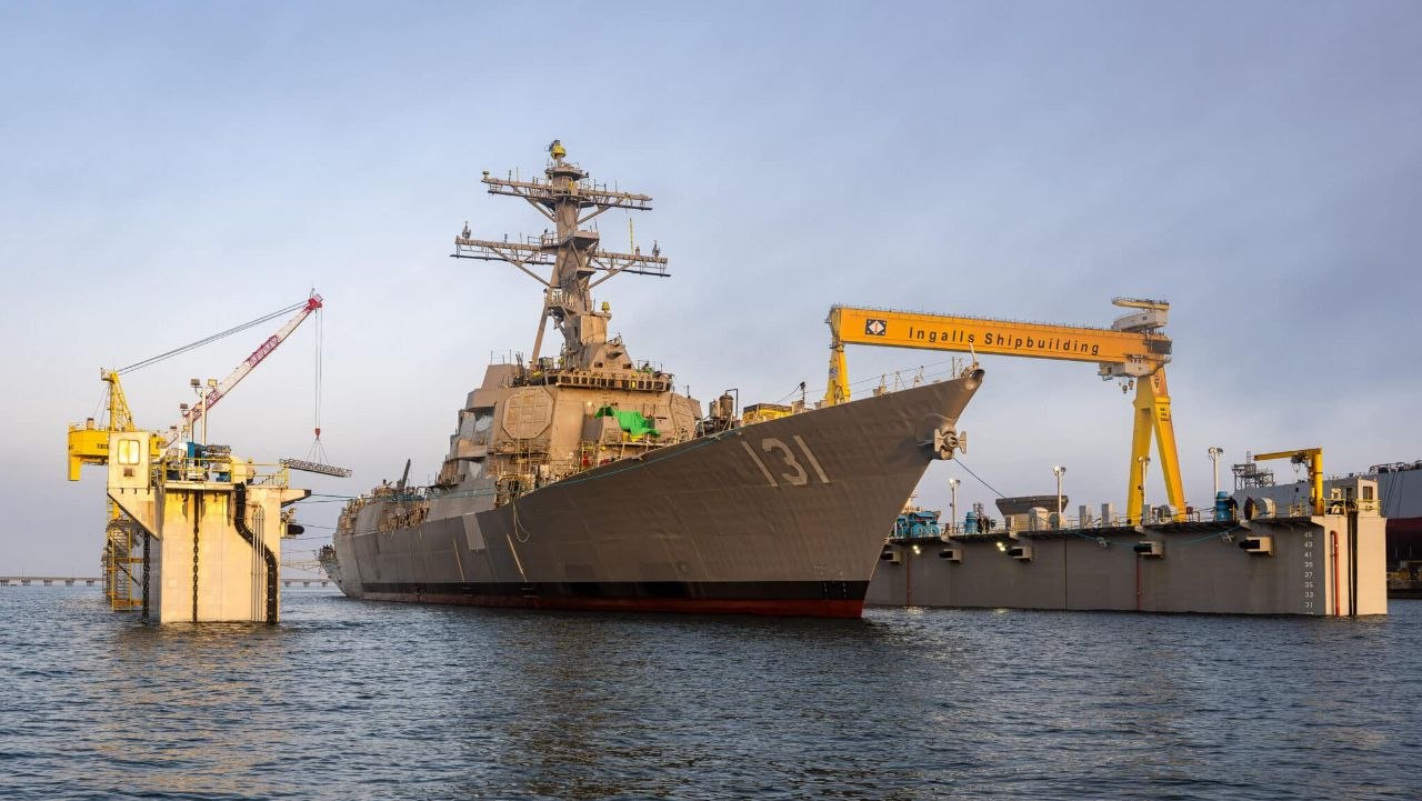 US Destroyer Build Pace Slows, Japan Plans American-Style Submarines