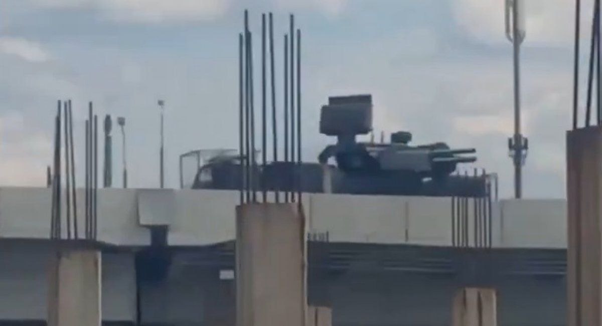 Russia Deploys Pantsir Air‑Defense Near Moscow Oil Refinery