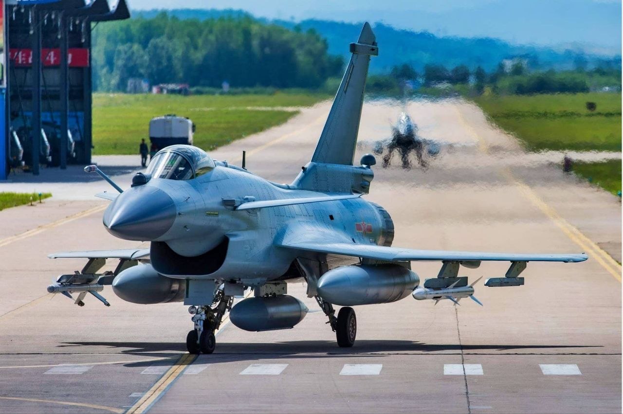 Algeria Negotiates Purchase of 40 Chinese J-10C Fighters and AWACS