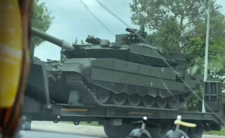 T-90AM Tank Shows New Arena-M Active Protection System