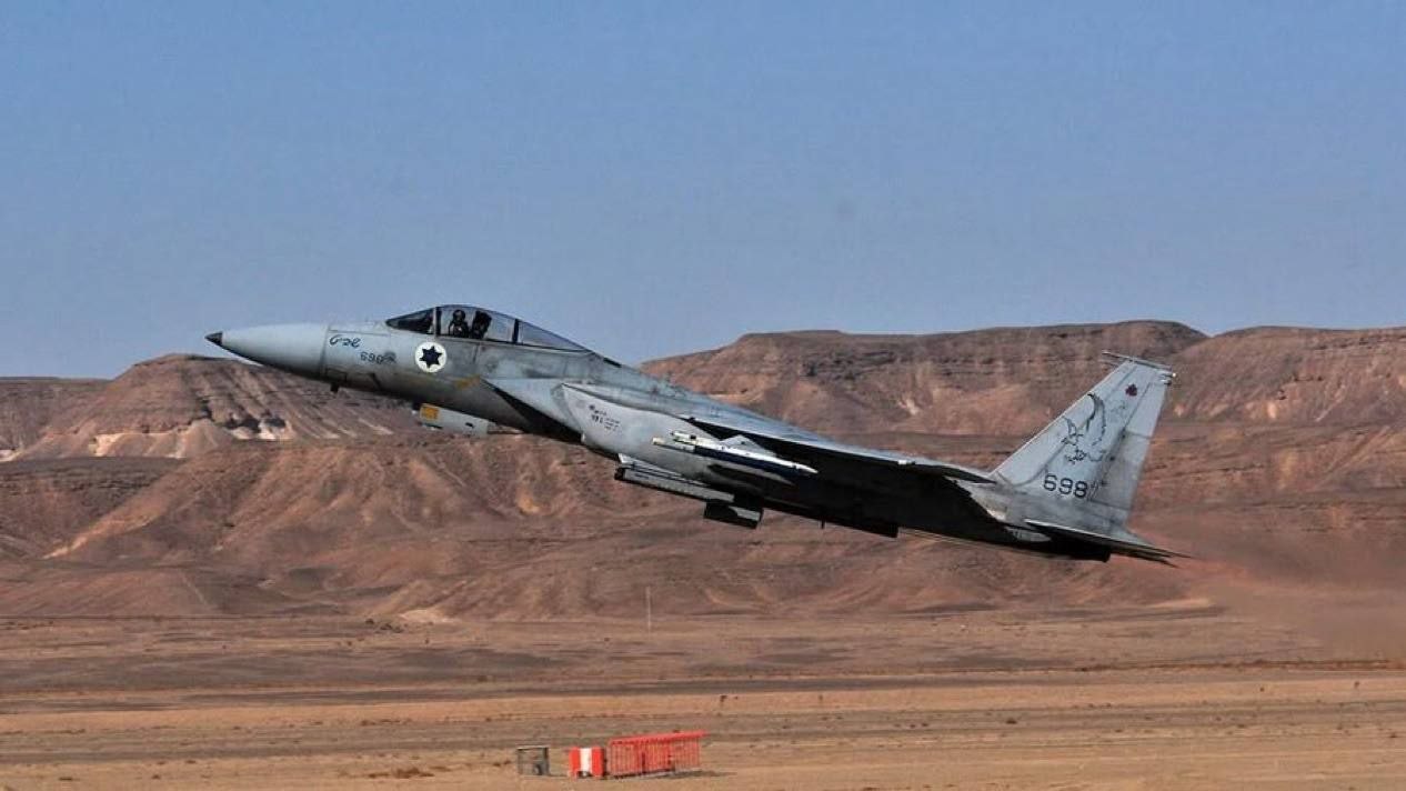 1979: Israeli F‑15s Down Syrian Mirage Over Lebanon
